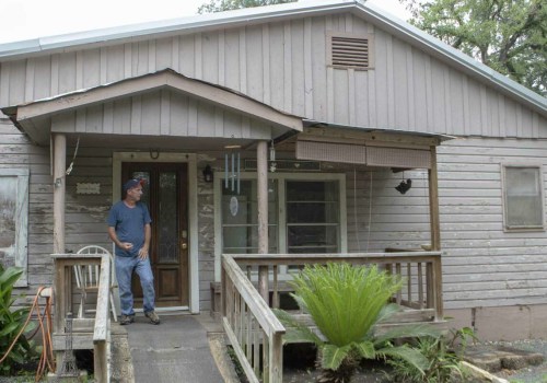 How long can you stay in a halfway house texas?